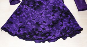 Rollsaum an einem Kürkleid