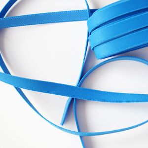 Trägergummiband für BH und Tops in königblau matt - 10mm breit.