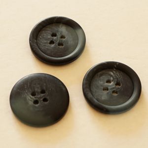 Knopf in dunkelblau-gemustert - 2.7cm gross