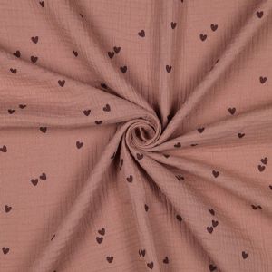 Drapierter Baumwoll-Musselin Herzen Mocha Mousse: Nahaufnahme der weichen Crinkle-Struktur und des antistatischen Falls der hochwertigen Webware.