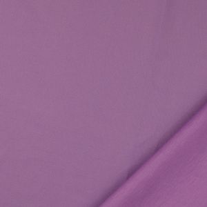 Hochwertiger Scuba Stoff in der Farbe flieder mit weicher Oberfläche und dezentem Glanz. Ideal für Kleidung und kreative Projekte.